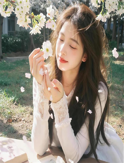 探索《清儿》的奥秘：隐藏细节与深层意义